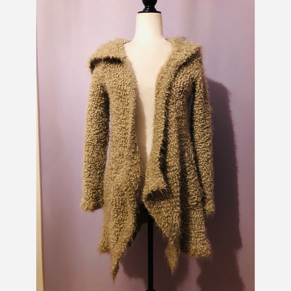 Anthropologie En Creme FUZZY HOODED CARDIGAN - Picture 5 of 9